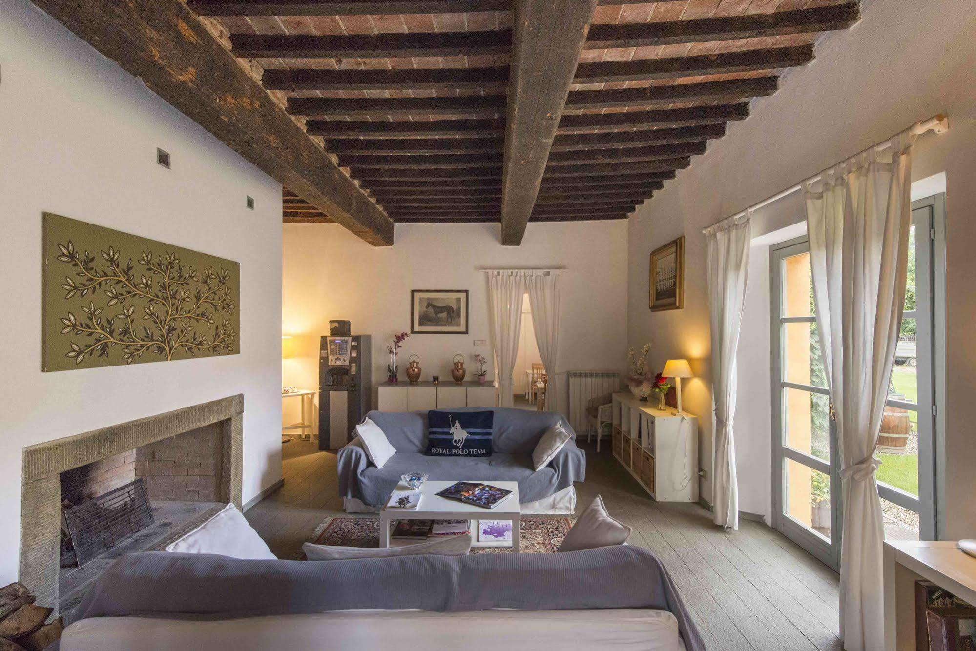 منزل الضيف أريتسو  في La Scuderia Casa Vacanze المظهر الخارجي الصورة